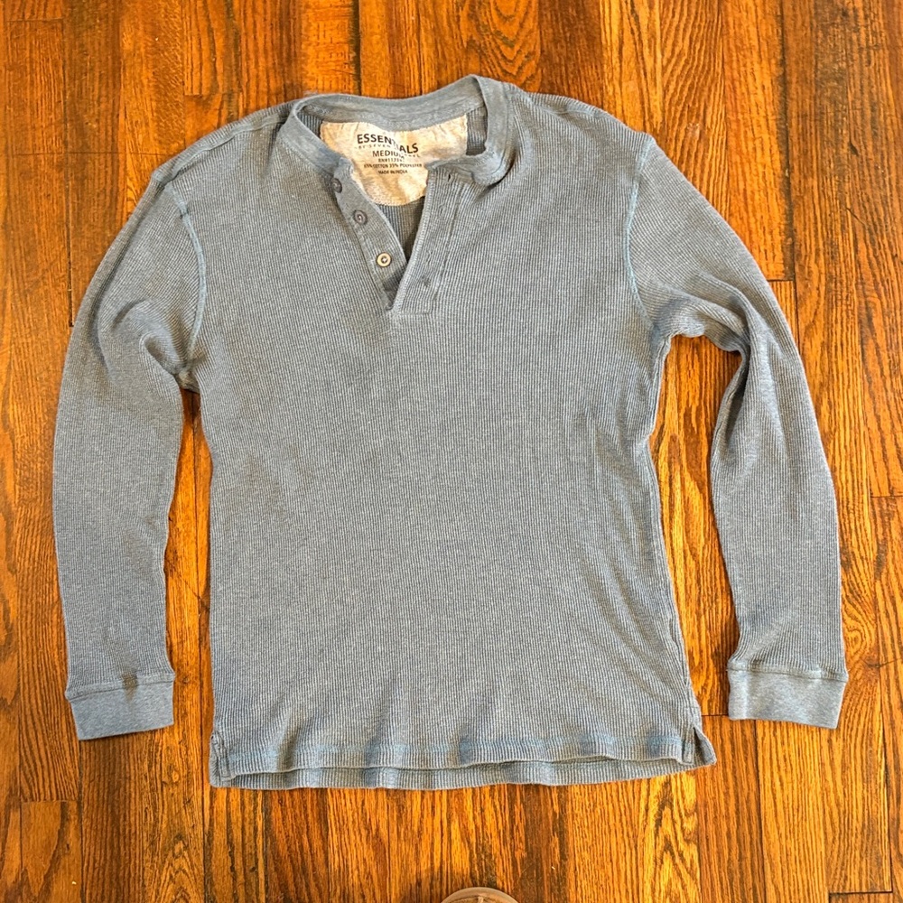 🎉Essentials Ribbed Henley Long Sleeve Top!